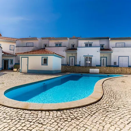 Close To - Casa Alana